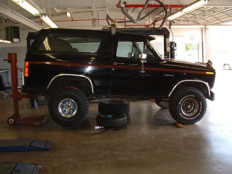 1985 Ford Bronco photo