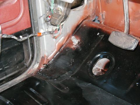 1985 Ford Bronco - floor pan holesdrivers side