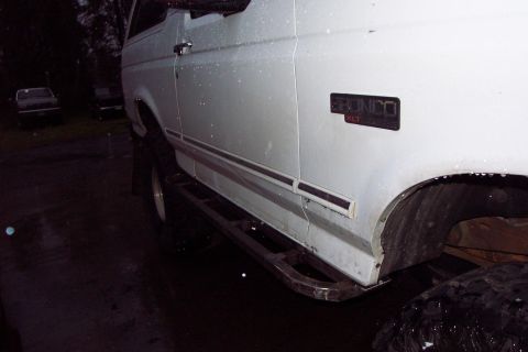 1996 Ford Bronco - Rock Slider / Step Board. Just needs some paint and Steel Mesh. (12/25/2003)