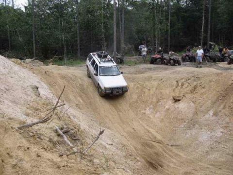 1993 Jeep Grand Cherokee - Dropping into the bowl ..