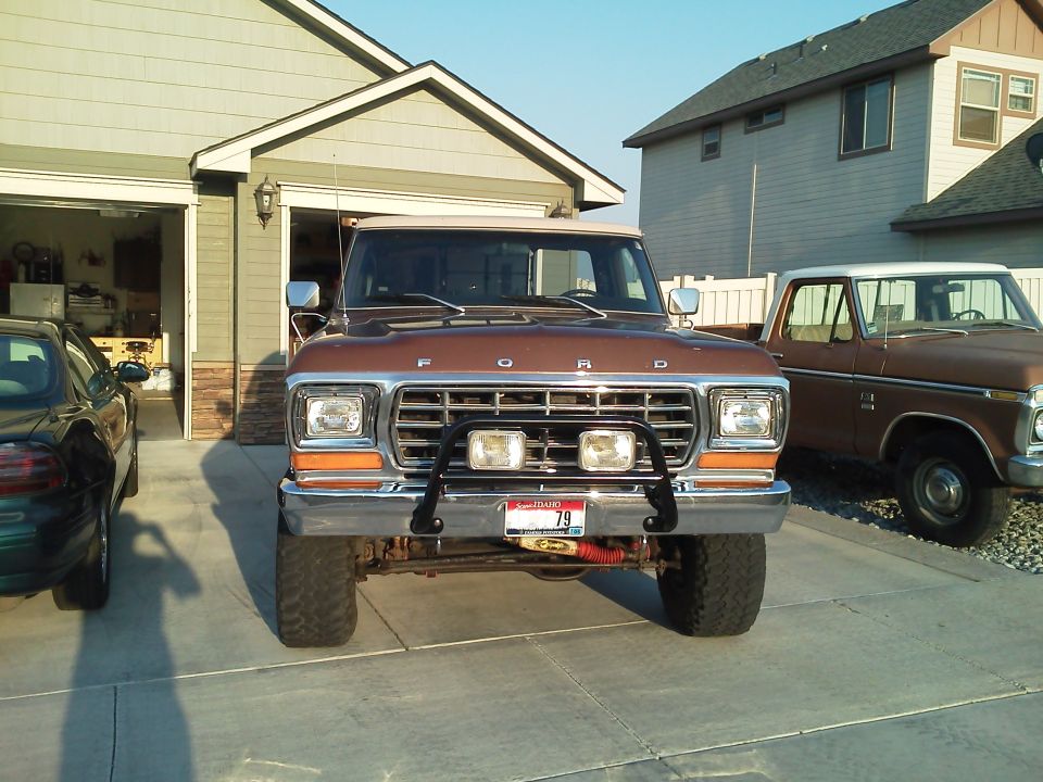 1979 Ford F-150 front view with bull bar and auxiliary lights