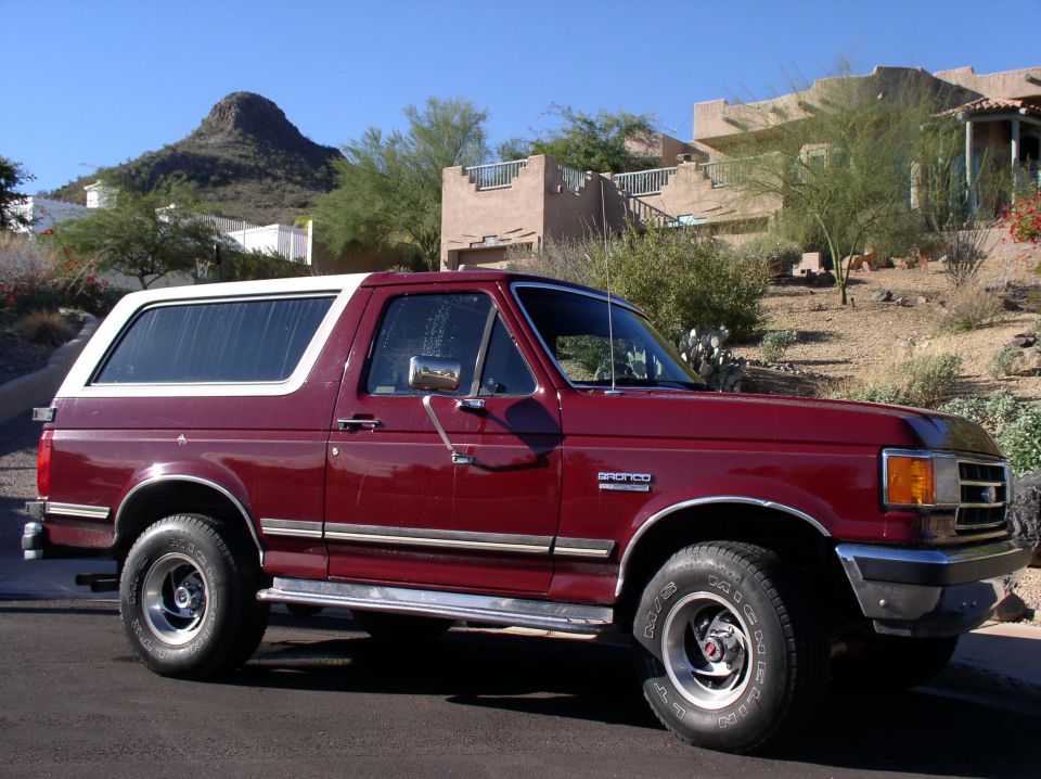 1990 Ford Bronco “bronco”
