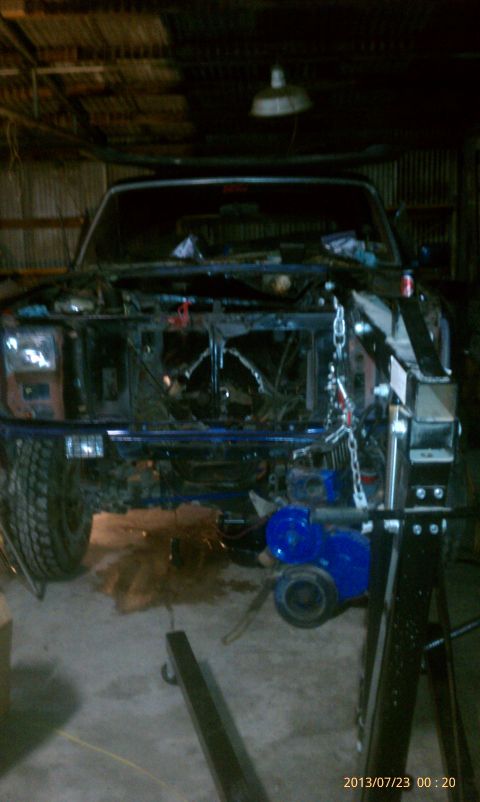 1983 Ford Bronco - Pulled the engine out