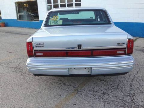 1994 Lincoln Town Car photo