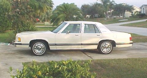 1989 Mercury Grand Marquis photo