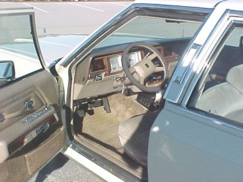 1989 Mercury Grand Marquis photo