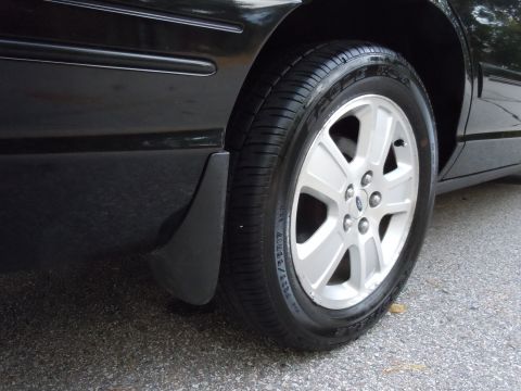 2001 Ford Crown Victoria