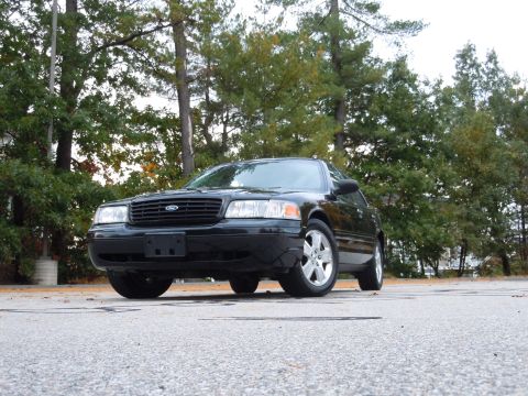 2001 Ford Crown Victoria