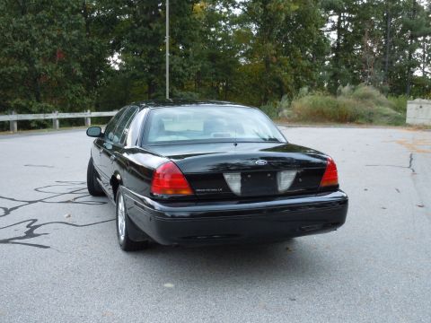 2001 Ford Crown Victoria