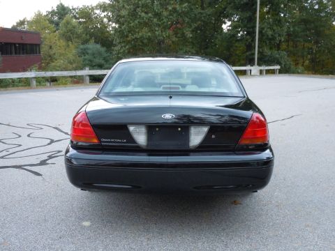 2001 Ford Crown Victoria