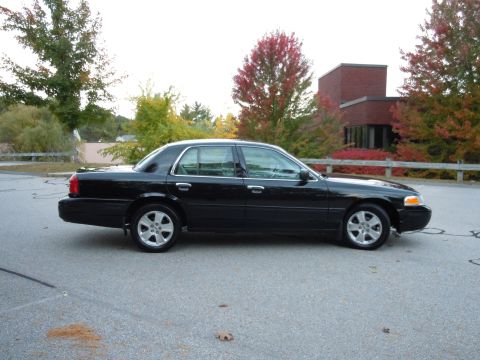 2001 Ford Crown Victoria