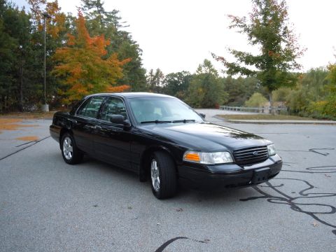 2001 Ford Crown Victoria