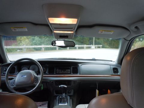 2001 Ford Crown Victoria