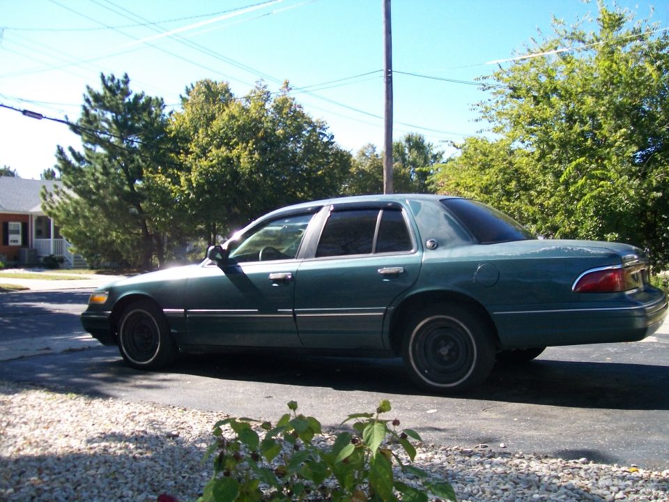 1995 Mercury Grand Marquis “No mane”