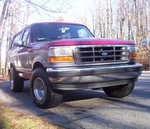 1995 Ford Bronco - All clean and shiny
