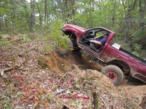 1983 Ford Bronco - He had to hunt for the right line for a little while, which is exactly what Greg wanted - lots of dirt being moved so it would be easier fo…