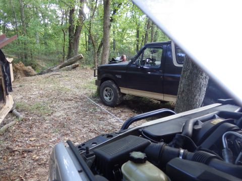 1983 Ford Bronco - Once I got set, it wouldn't budge at all, probably because I was already on the 3rd layer of cable on the drum. So to make it roll, Greg ho…
