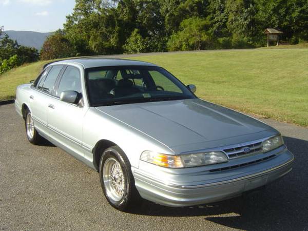 1996 Ford Crown Victoria