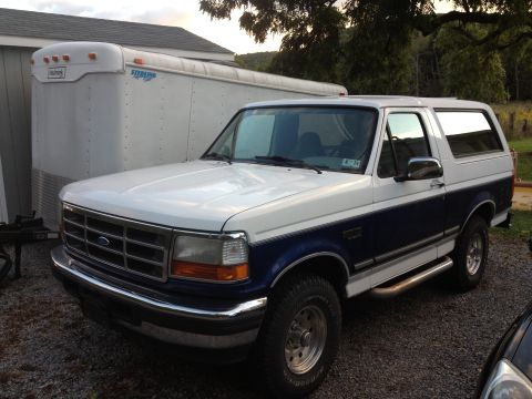 1996 Ford Bronco photo
