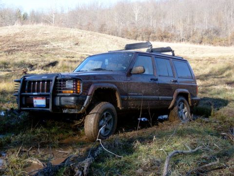 1995 Ford Bronco - Opps, BFG All terrains suck in the mud