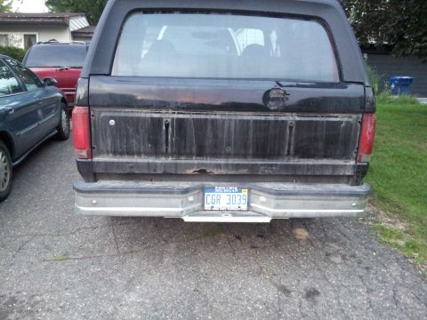 1995 Ford Bronco - Took off the trim panel to assess how far the damage went. Not far.