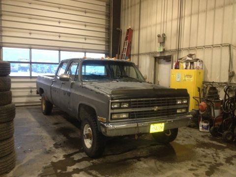 1990 Chevrolet Suburban photo