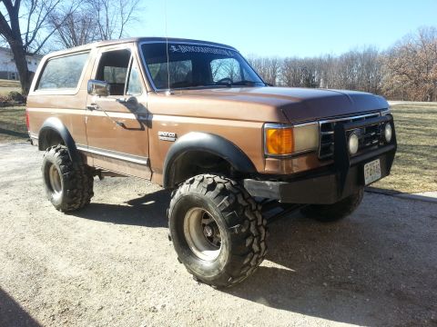 1987 Ford Bronco photo