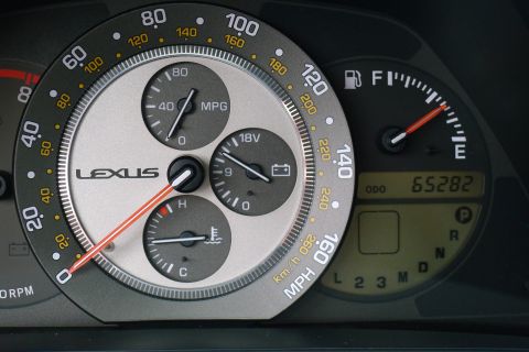 2002 Lexus IS 300 photo