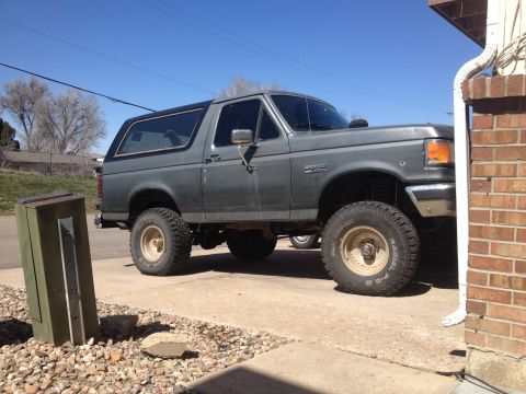 1990 Ford Bronco photo
