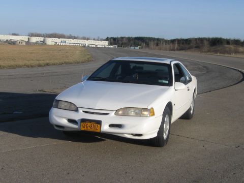 1995 Ford Thunderbird photo