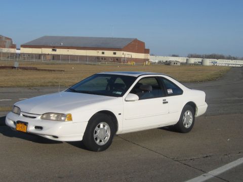 1995 Ford Thunderbird photo