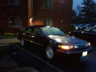 1997 Ford Crown Victoria photo