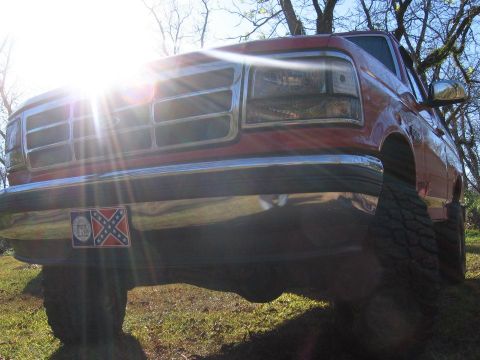 1992 Ford Bronco photo