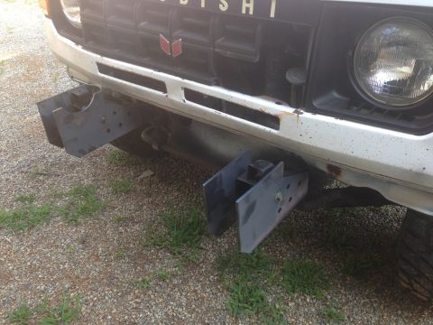 1990 Mitsubishi Montero photo