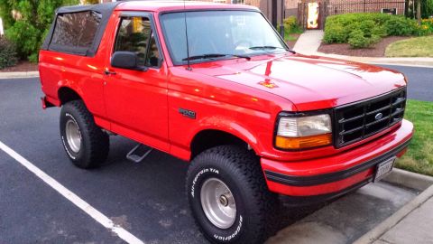 1995 Ford Bronco photo