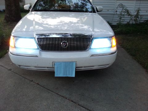 2003 Mercury Grand Marquis photo