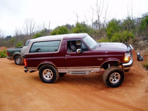 1996 Ford Bronco photo
