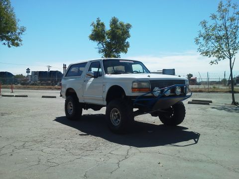 1994 Ford Bronco photo