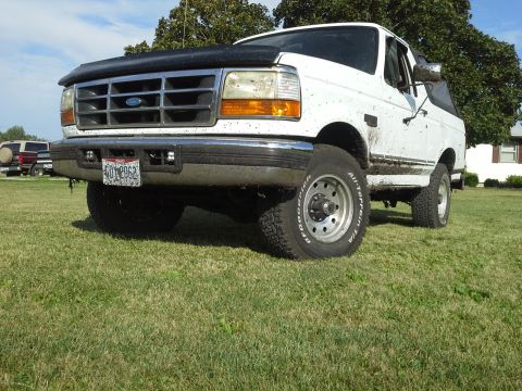 1996 Ford Bronco “Rio”
