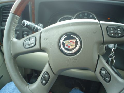 2004 Cadillac CTS photo