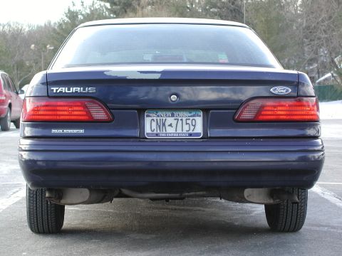 1993 Ford Taurus photo