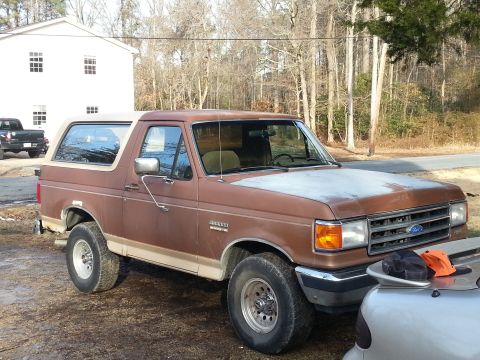 1991 Ford Bronco photo