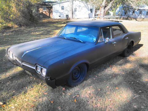 1966 Oldsmobile Cutlass photo