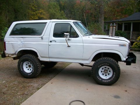 1985 Ford Bronco photo