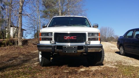 1994 GMC Suburban photo