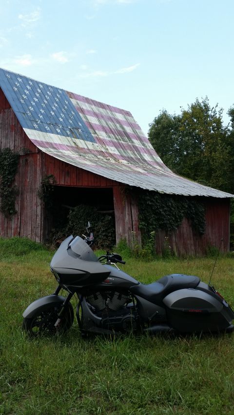 2014 Victory Touring Cruiser photo