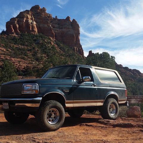 1995 Ford Bronco photo