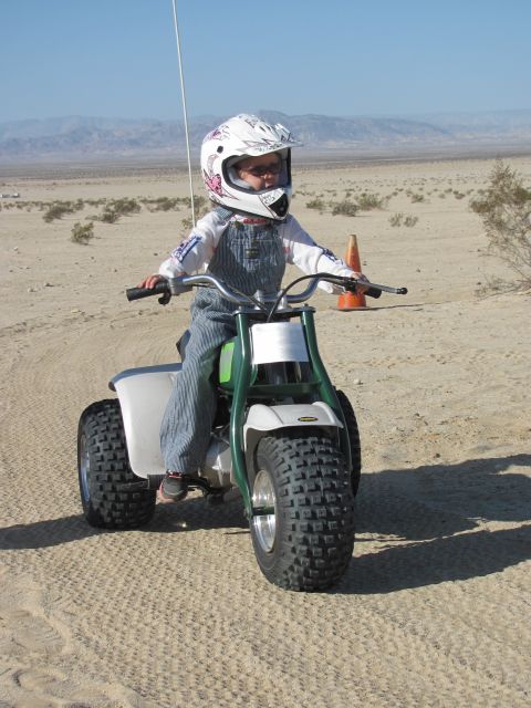 1900 Honda Big Red photo
