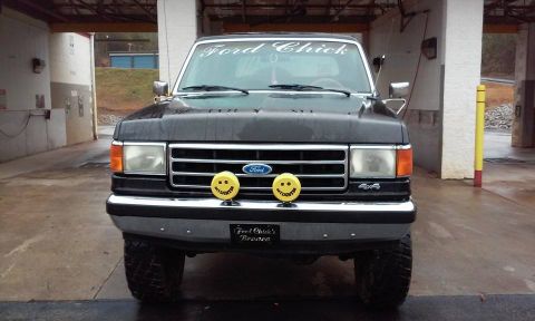 1990 Ford Bronco photo