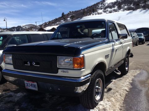 1989 Ford Bronco photo